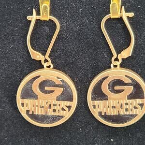 NFL Green Bay Packers circle earrings with leverbacks - Football Jewelry